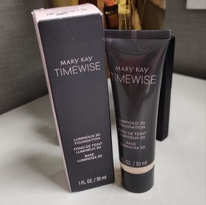Mary Kay Timewise Luminous 3D Foundation 1oz. Ivory C 100 NIB